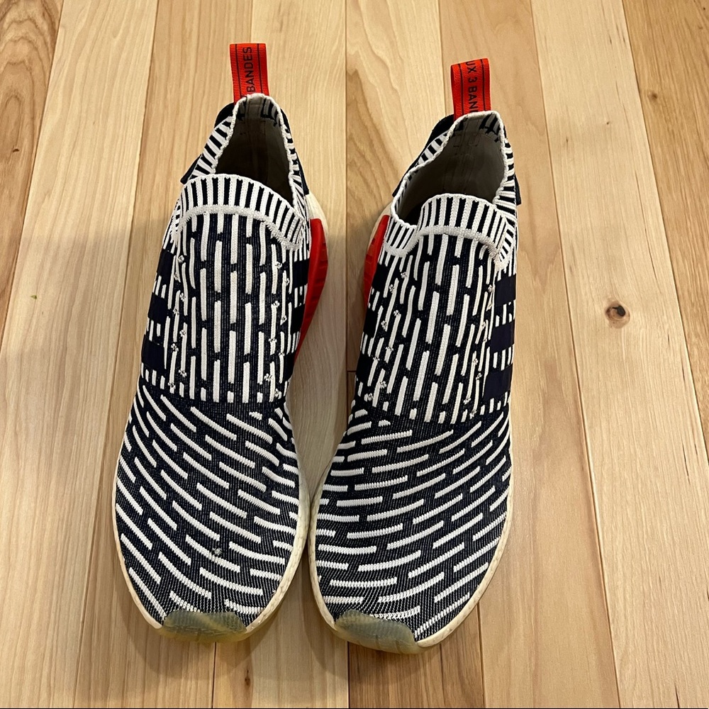 Adidas NMD R2 Sneakers Mens Size 13